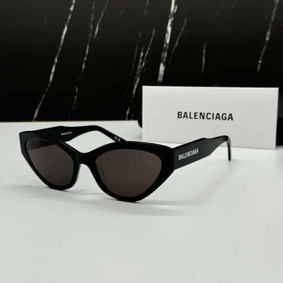 NEW BB0306S 001 BALENCIAGA BLACK CAT EYE WOMEN BALENCIAGA SUNGLASSES - Picture 2 of 12